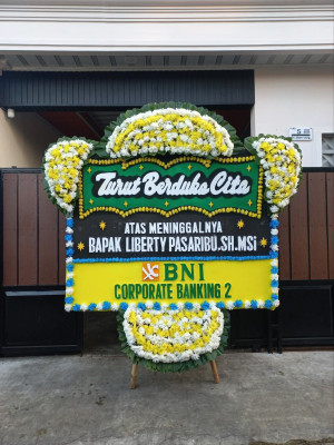 Papan Bunga Duka di Jatirejo